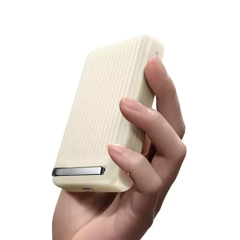 Mcdodo MC-7810 10.000 mAh 30 W  qİ2 Manyetik Stantlı Powerbank
