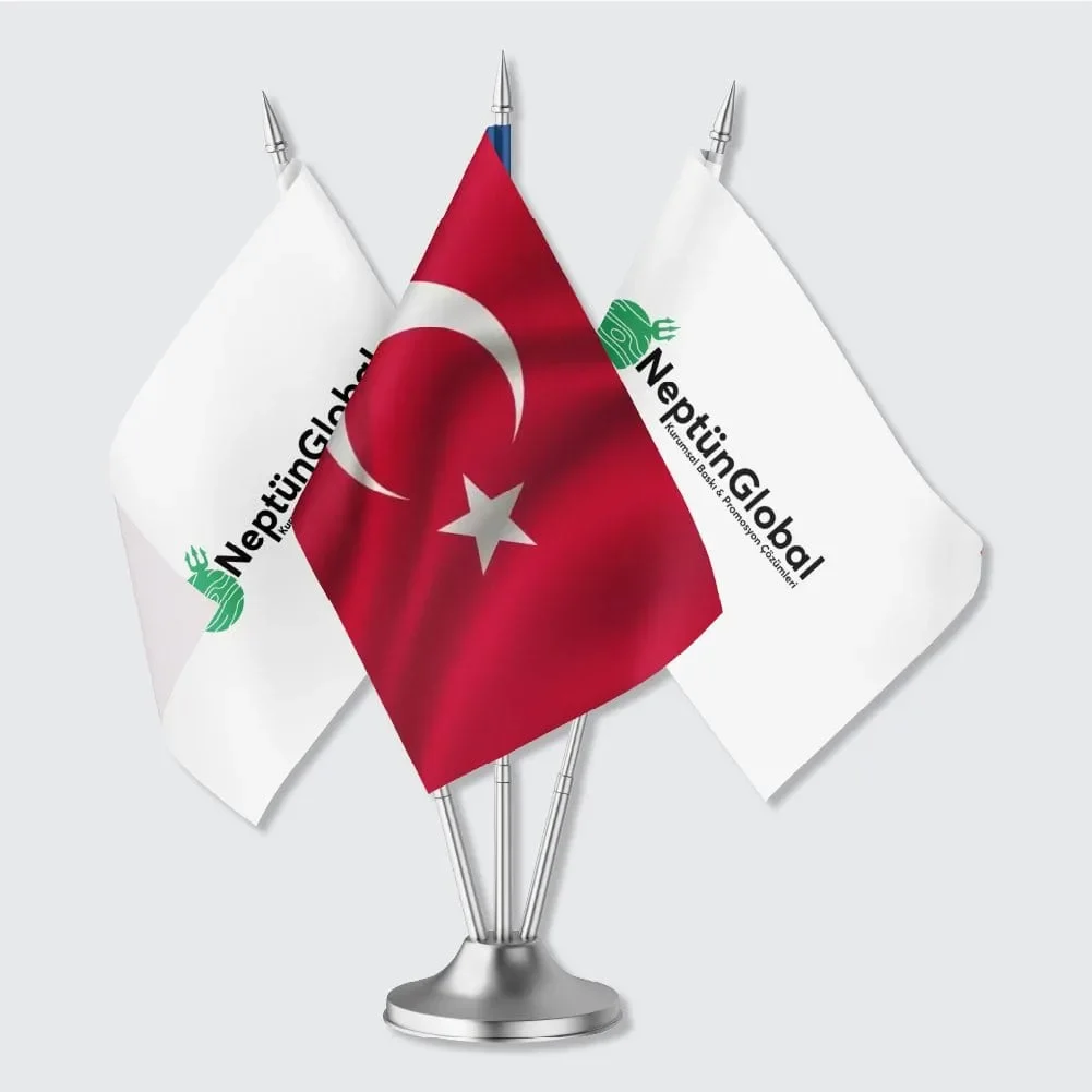 Üçlü Masa Bayrağı — Bayrak & Flama